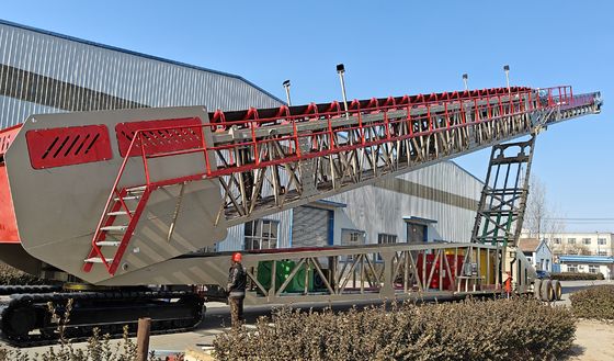 Spoor gemonteerde scheepsladingconveyor voor bulk cargo havenlading toepassingen